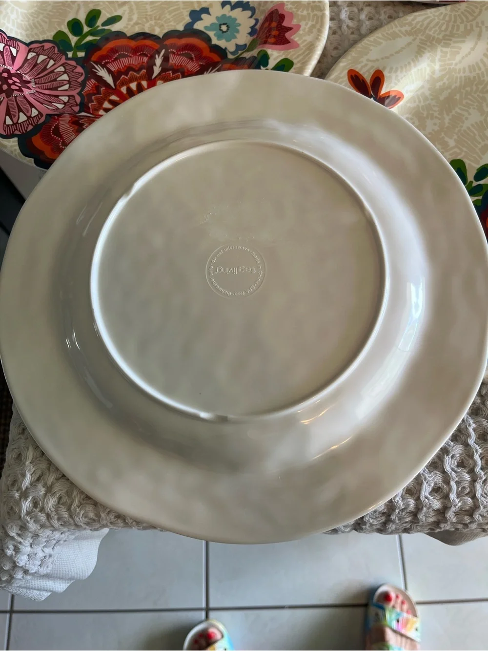 Set of 8 Tag Living Melamine Dinner Plates 10